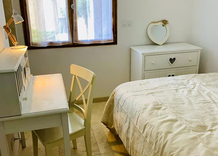 2 2 Salles De Bains Haute * Porto-Vecchio (Corsica)